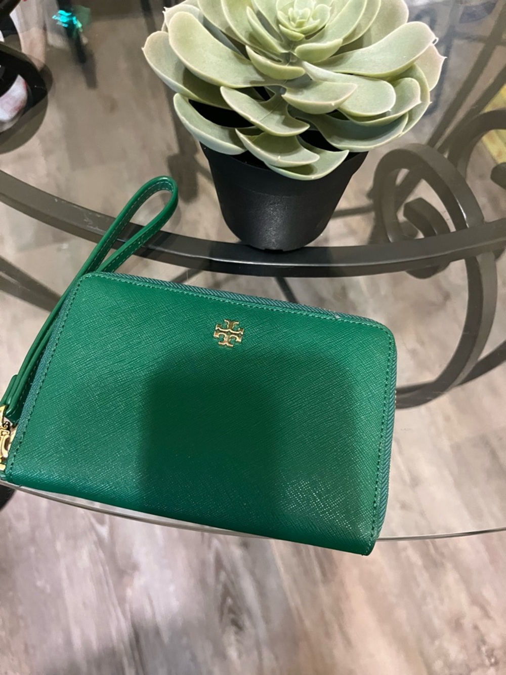 Tory Burch Emerald Green Saffiano Zip Wristlet